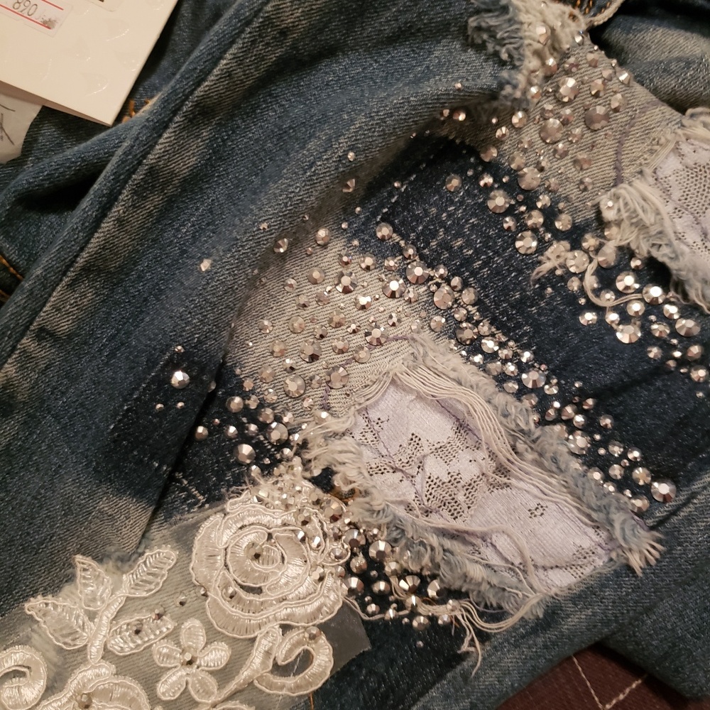 Jeans - Picture 4 of 5
